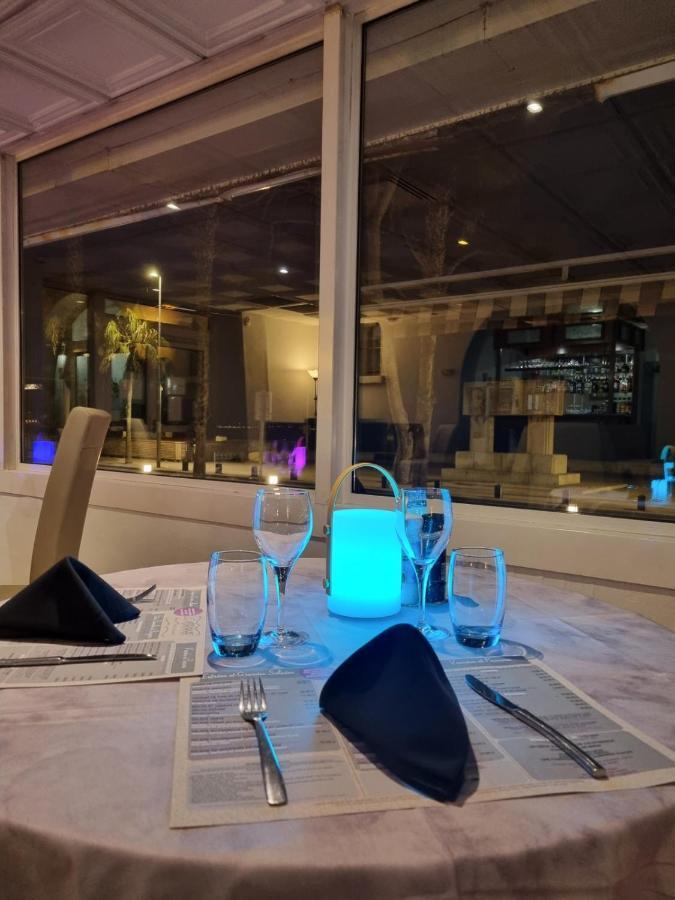 Hotel Restaurant Miramar L'Orchidee Ла-Сьота Экстерьер фото